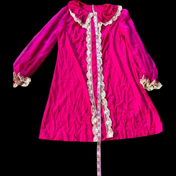 NWT Vintage Long Sleeve Fuchsia and Cream Trim Sleepwear Nightgown Size Medium - Picture 3 of 9